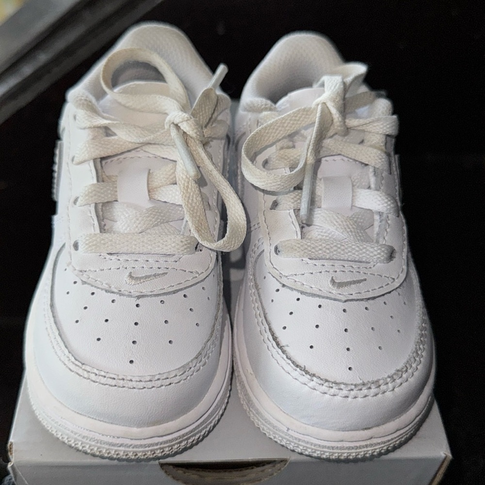 Nike Force 1 size 7c